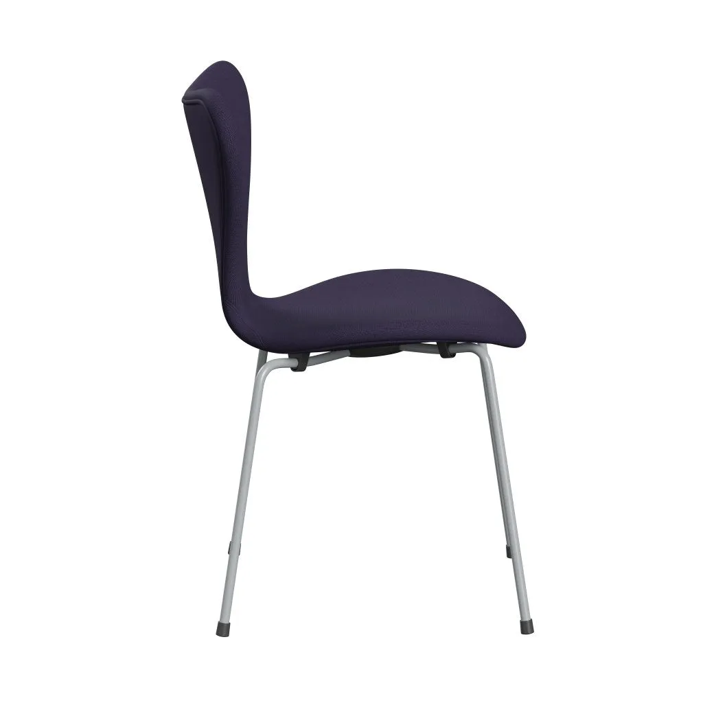 Fritz Hansen Series 7™ Chair Full Upholstery, Silver Grey/Fame Violet Dark