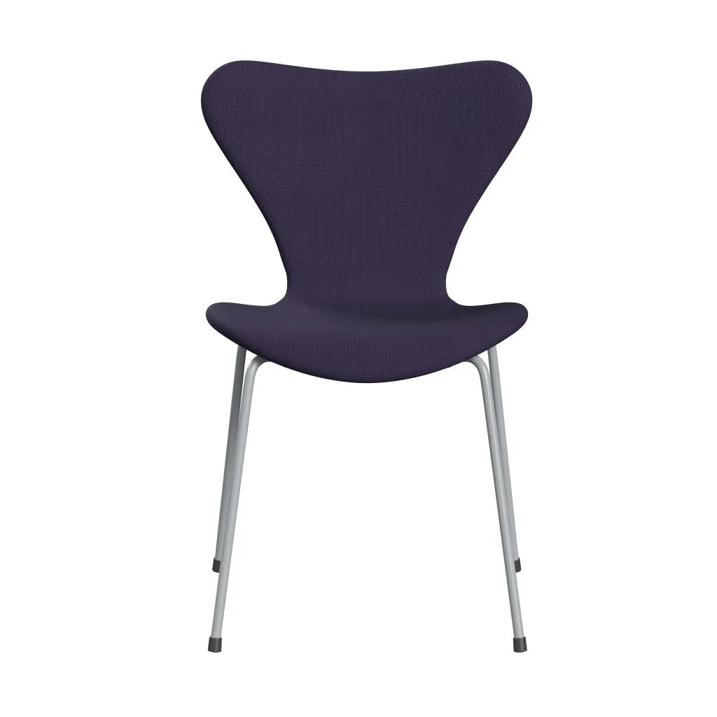Fritz Hansen Series 7™ Chair Full Upholstery, Silver Grey/Fame Violet Dark