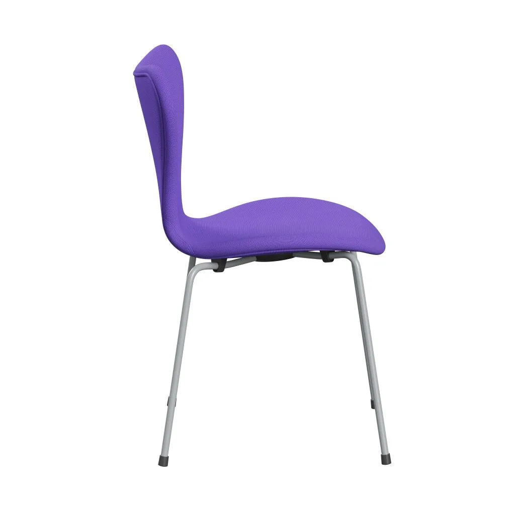 Fritz Hansen Series 7™ Chair Full Upholstery, Silver Grey/Fame Violet Light