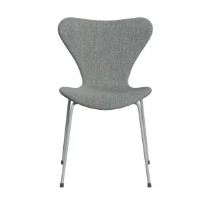 Fritz Hansen Series 7™ Chair Full Upholstery, Silver Grey/Hallingdal White Grey