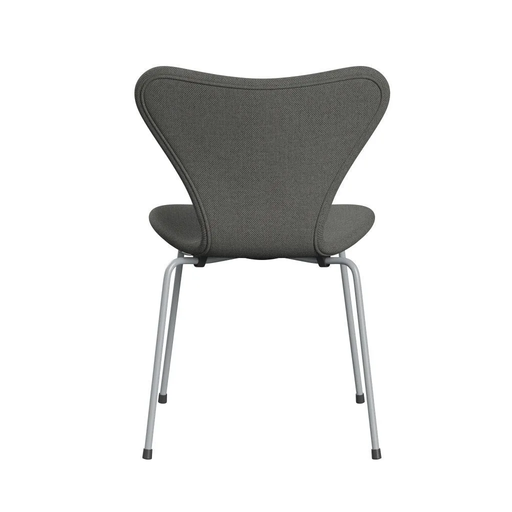 Fritz Hansen Series 7™ Chair Full Upholstery, Silver Grey/Re Wool Taupe/Natural