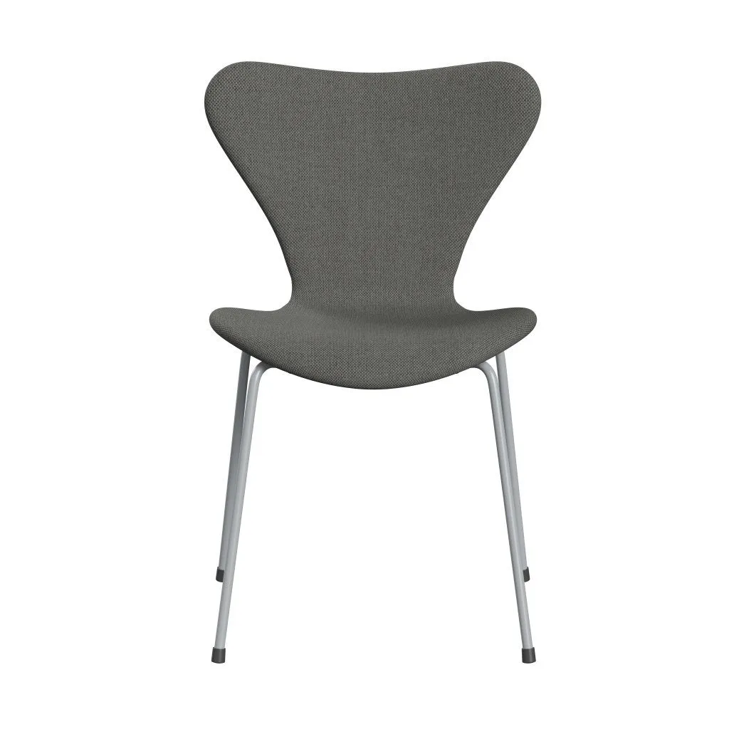 Fritz Hansen Series 7™ Chair Full Upholstery, Silver Grey/Re Wool Taupe/Natural