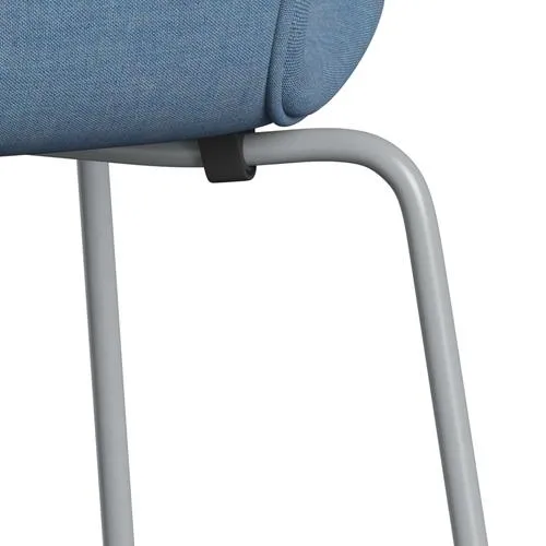 Fritz Hansen Series 7™ Chair Full Upholstery, Silver Grey/Remix Blue (Rem816)
