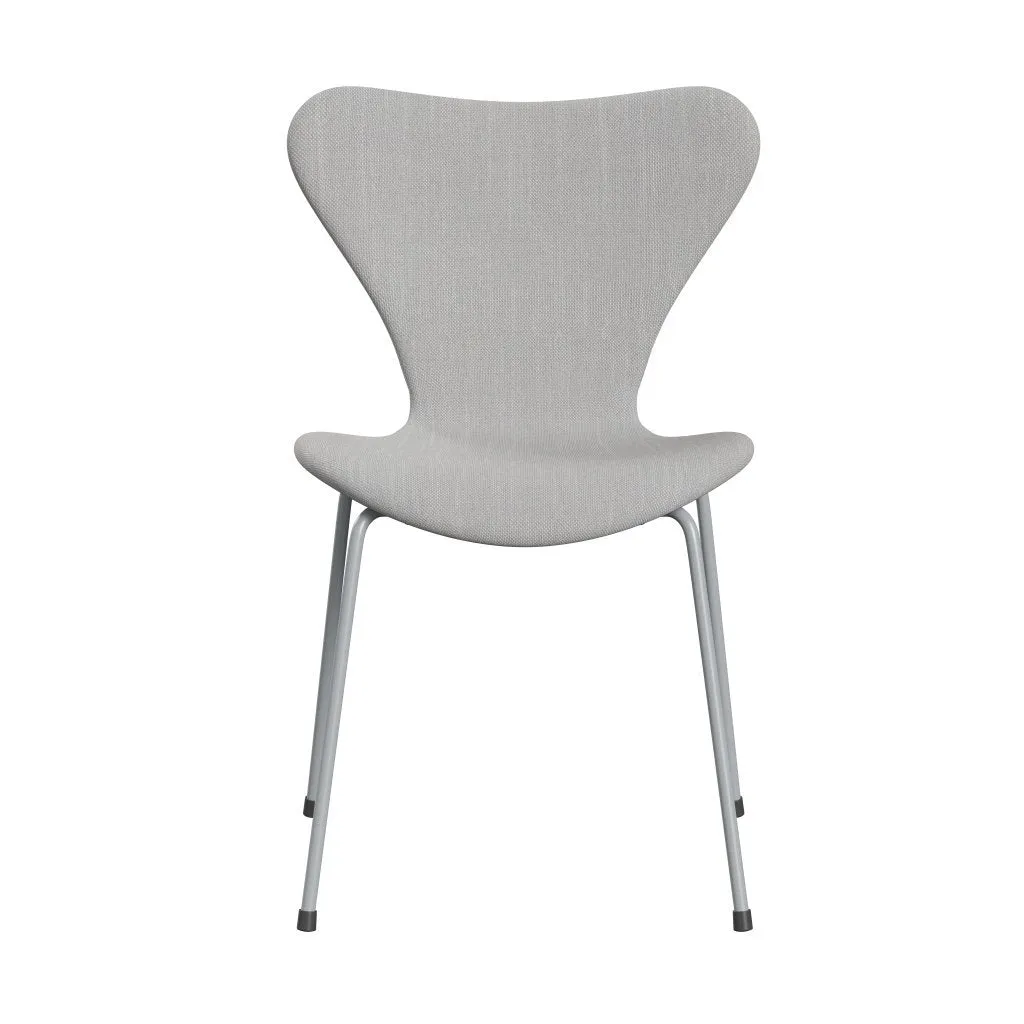 Fritz Hansen Series 7™ Chair Full Upholstery, Silver Grey/Sunniva 2 Natural/Light Grey