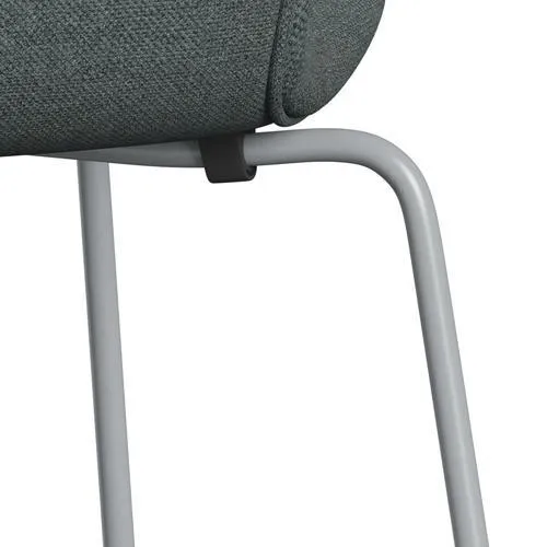 Fritz Hansen Series 7™ Chair Full Upholstery, Silver Grey/Sunniva 2 Steel Grey