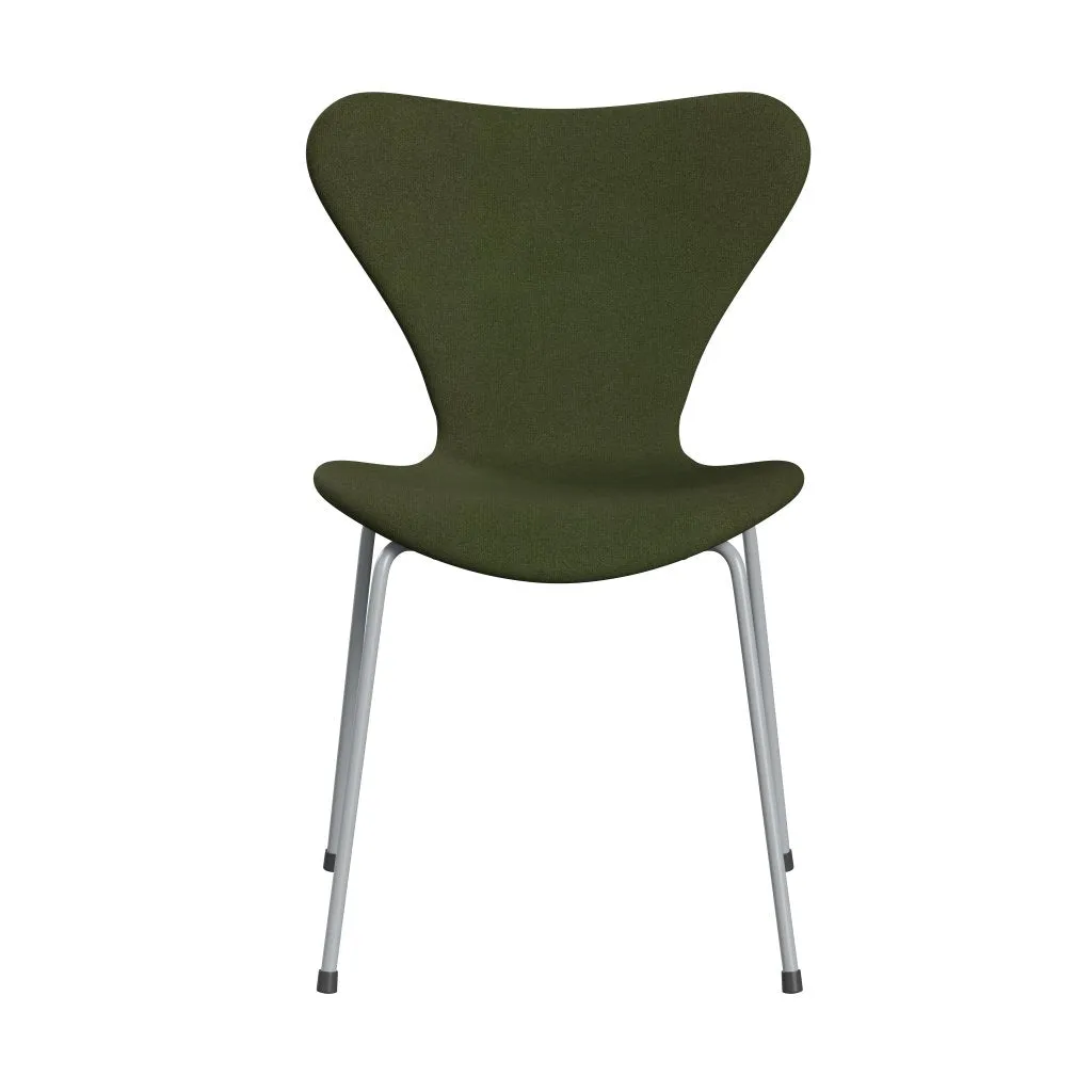 Fritz Hansen Series 7™ Chair Full Upholstery, Silver Grey/Tonus Military Green