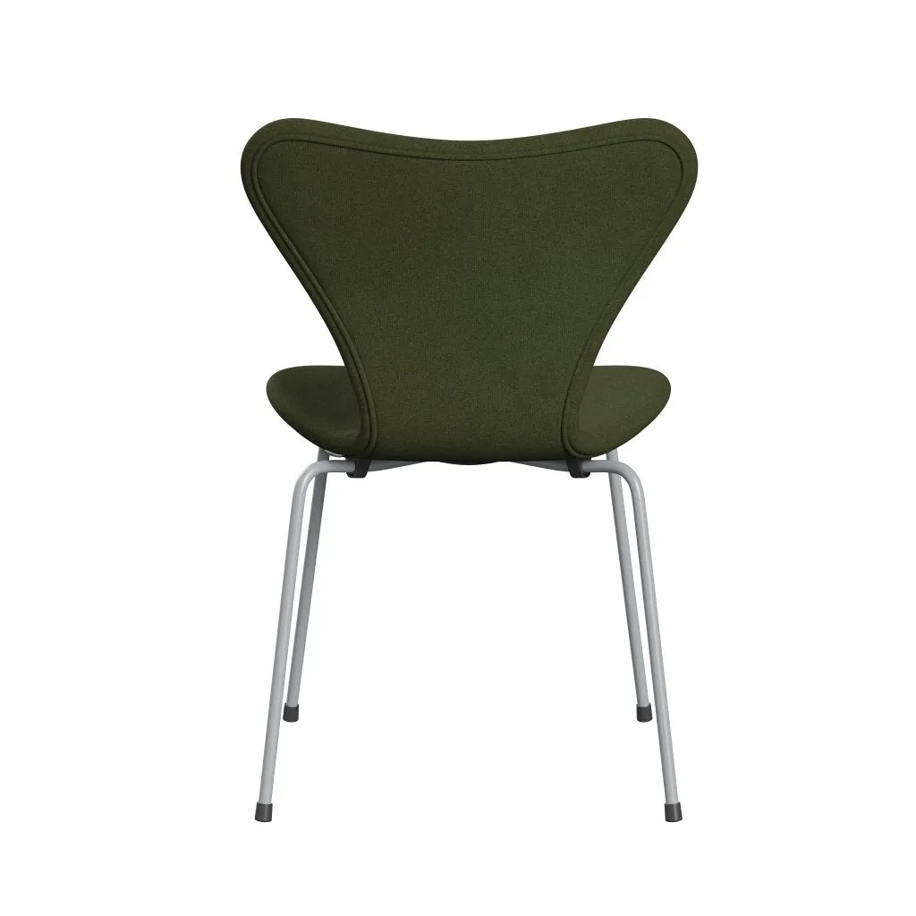Fritz Hansen Series 7™ Chair Full Upholstery, Silver Grey/Tonus Military Green