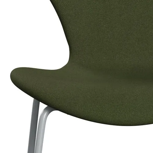 Fritz Hansen Series 7™ Chair Full Upholstery, Silver Grey/Tonus Military Green