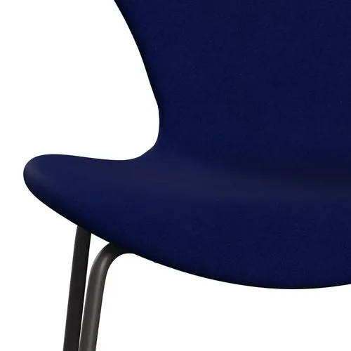 Fritz Hansen Series 7™ Chair Full Upholstery, Warm Graphite/Divina Royal Blue