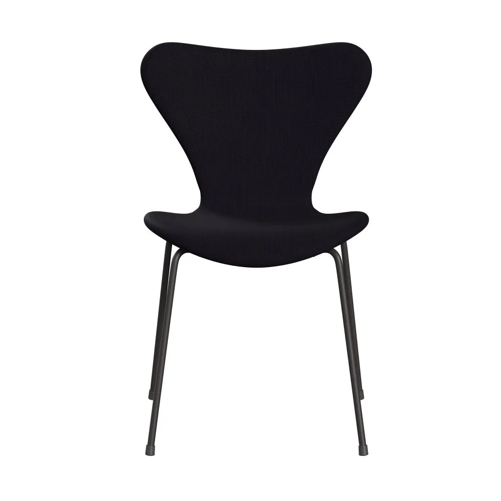 Fritz Hansen Series 7™ Chair Full Upholstery, Warm Graphite/Fame Bordeaux (F64055)