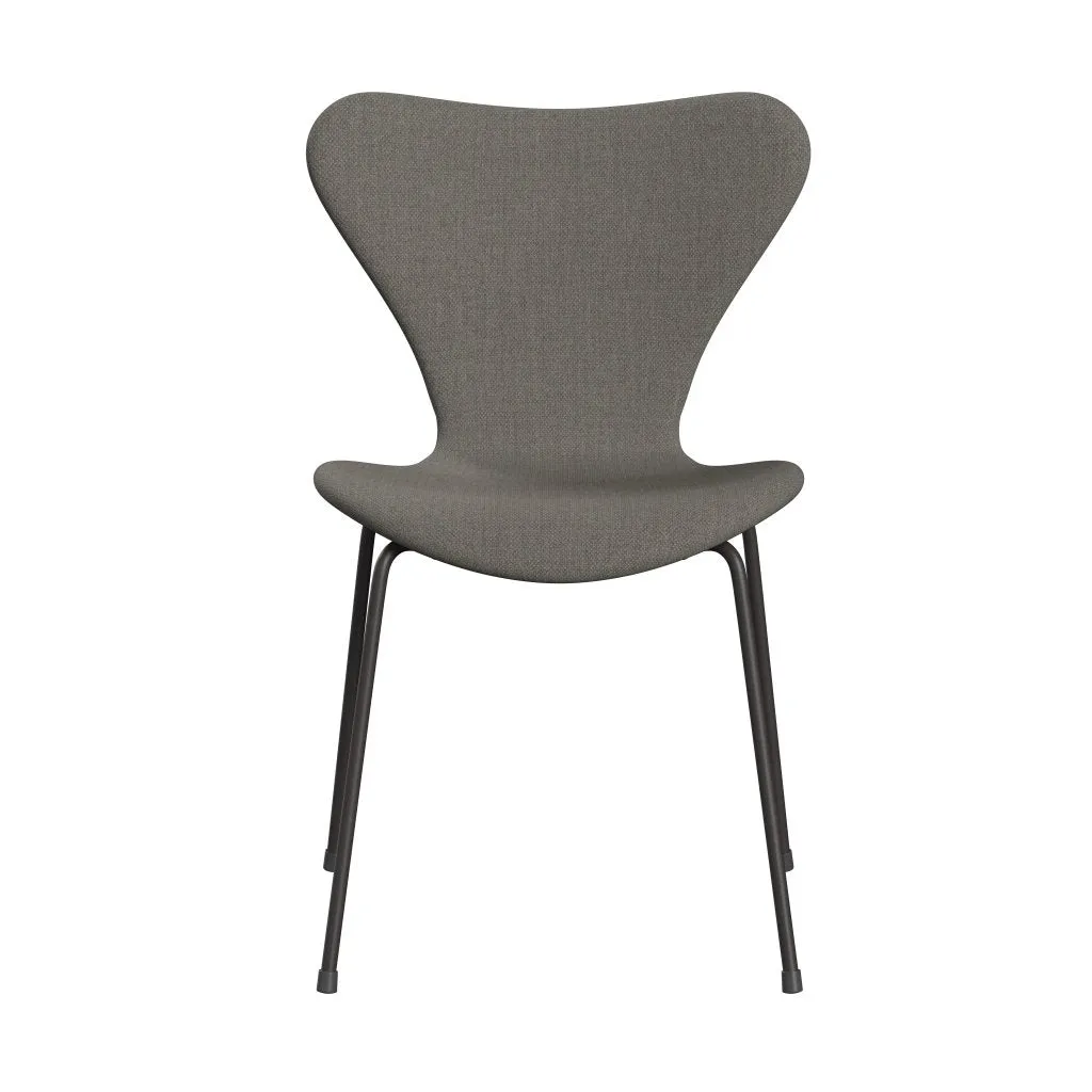 Fritz Hansen Series 7™ Chair Full Upholstery, Warm Graphite/Fiord Grey/Stone