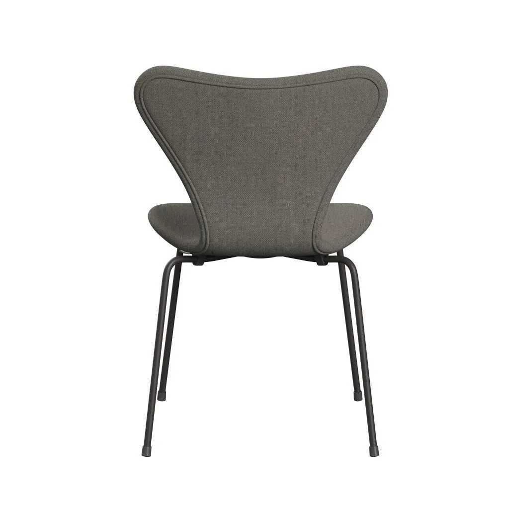 Fritz Hansen Series 7™ Chair Full Upholstery, Warm Graphite/Fiord Grey/Stone