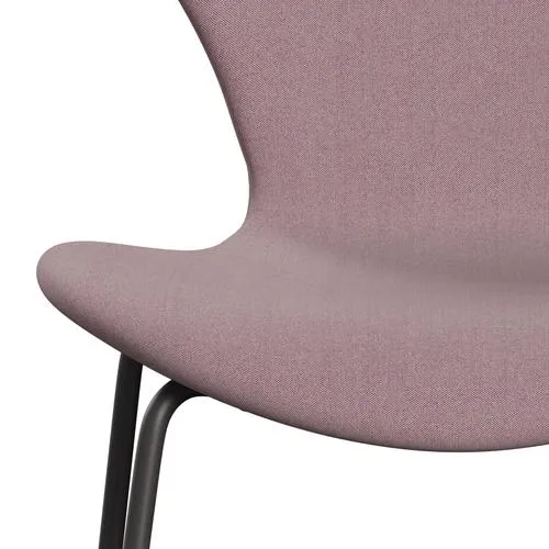 Fritz Hansen Series 7™ Chair Full Upholstery, Warm Graphite/Remix Pale Aubergine