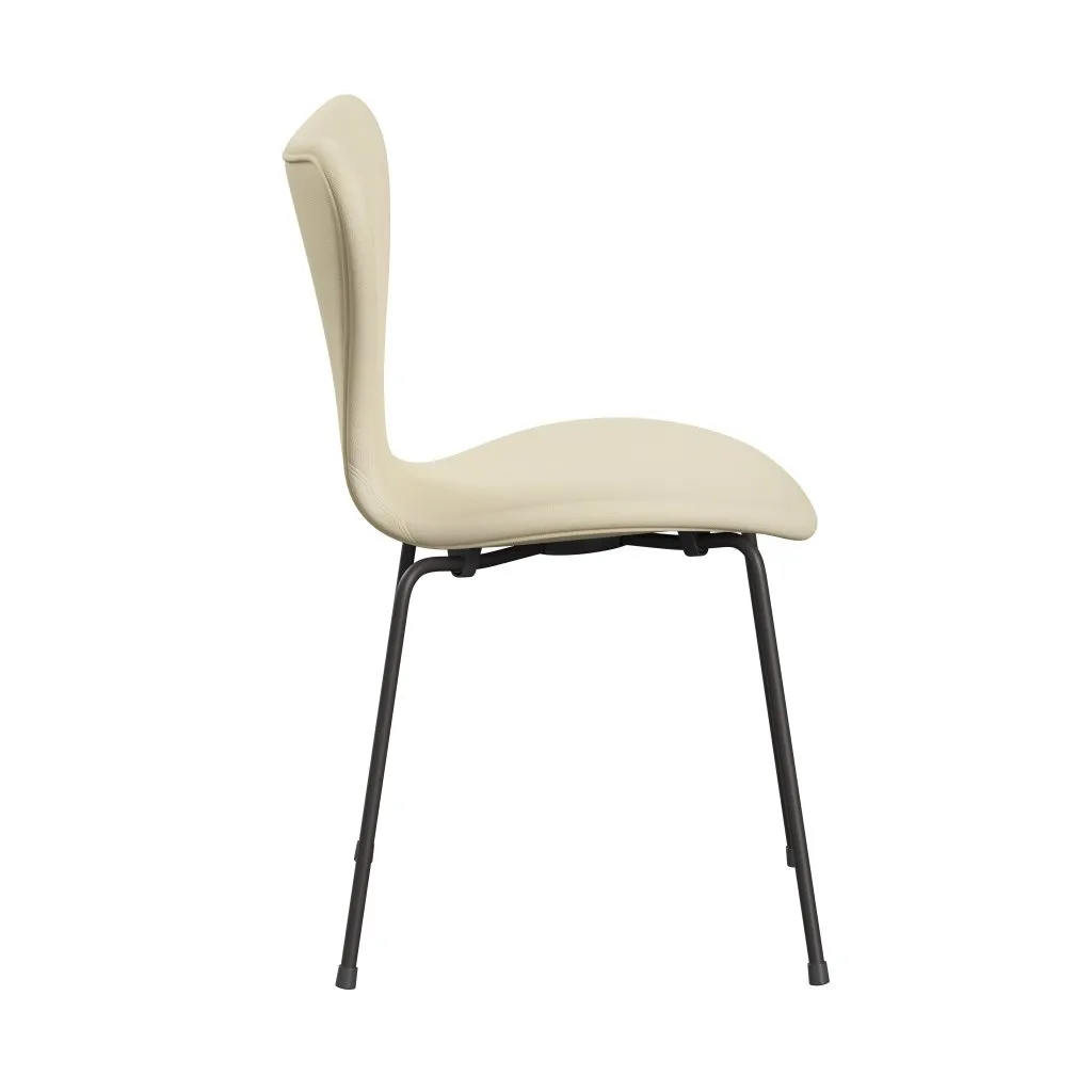 Fritz Hansen Series 7™ Chair Full Upholstery, Warm Graphite/Tonus Wool White