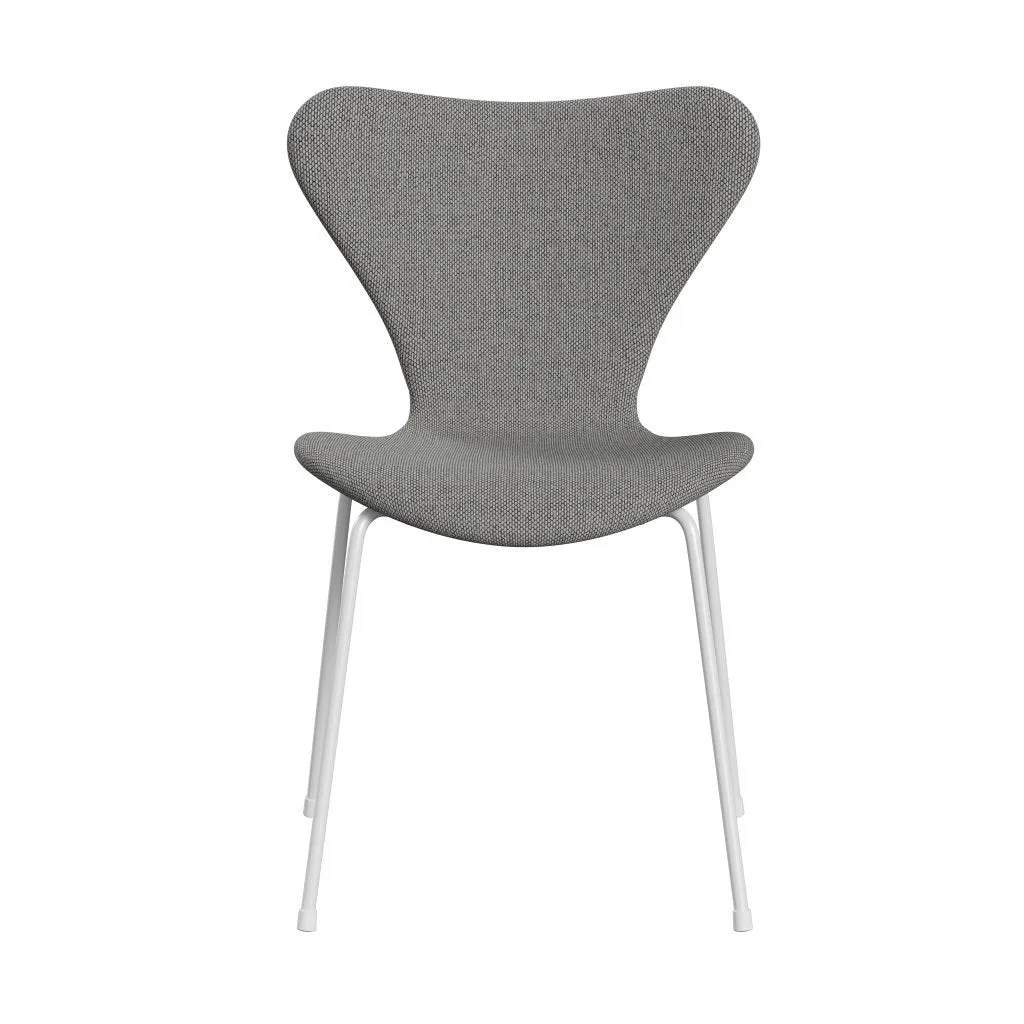 Fritz Hansen Series 7™ Chair Full Upholstery, White/Re Wool Wool White/Natural