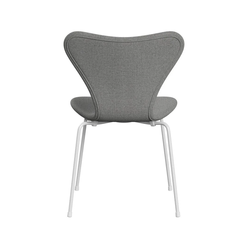 Fritz Hansen Series 7™ Chair Full Upholstery, White/Re Wool Wool White/Natural
