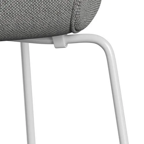 Fritz Hansen Series 7™ Chair Full Upholstery, White/Re Wool Wool White/Natural