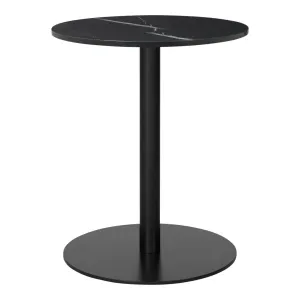 Gubi 1.0 Round Dining Table