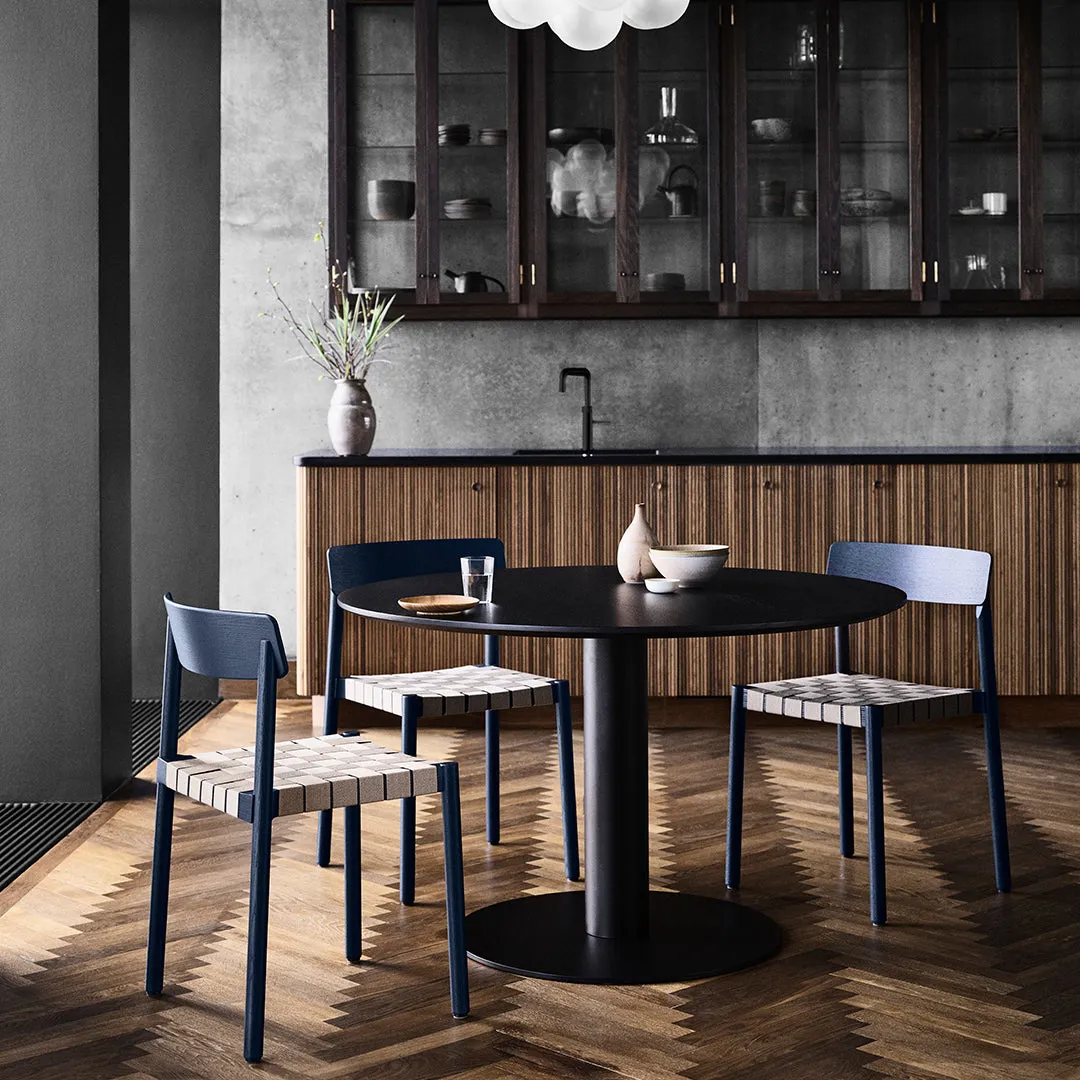 In Between SK12 Dining Table - Center Base