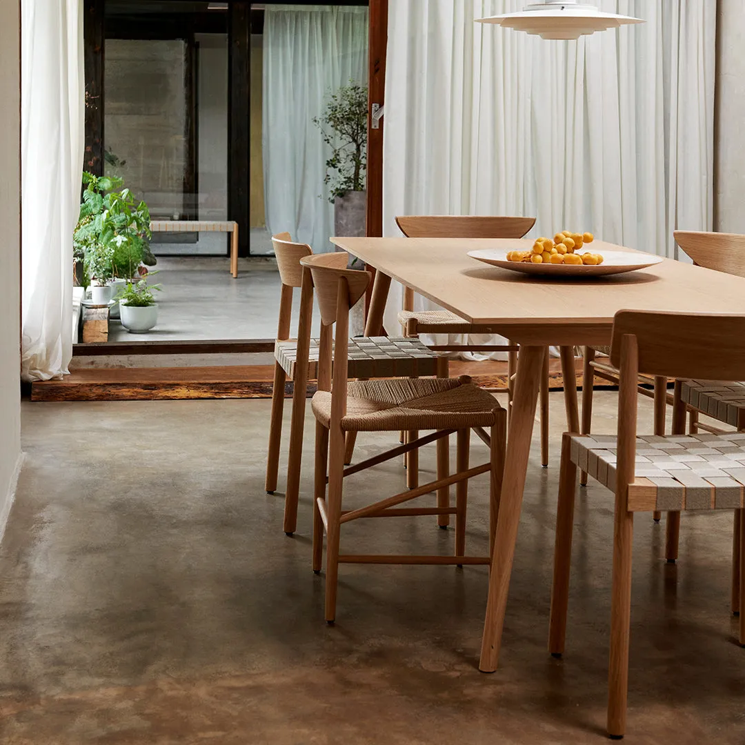 In Between SK5 Dining Table