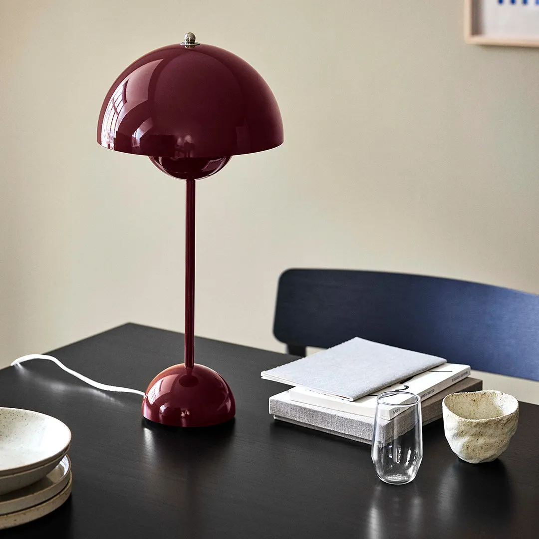 In Between SK6 Dining Table