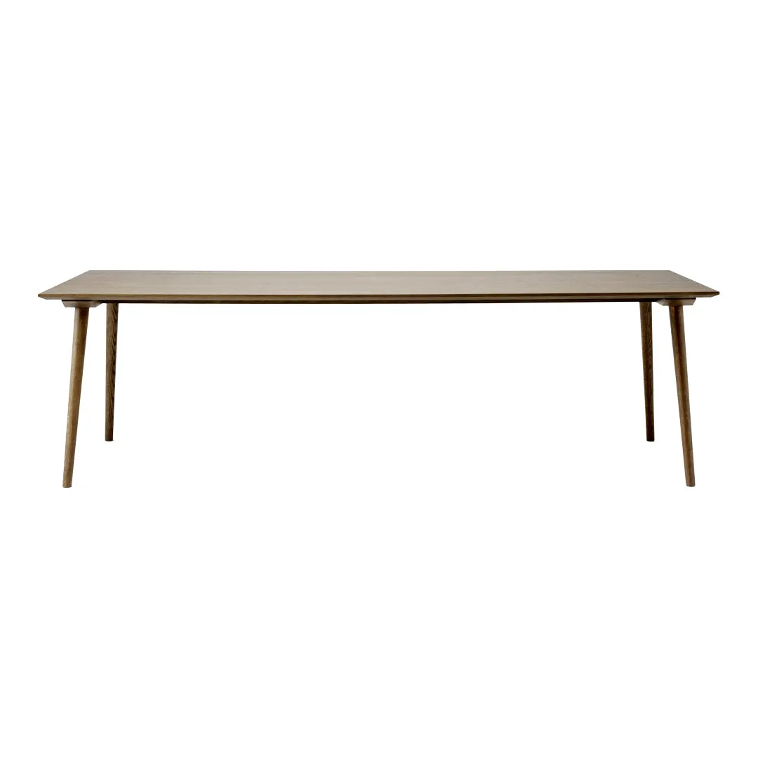 In Between SK6 Dining Table