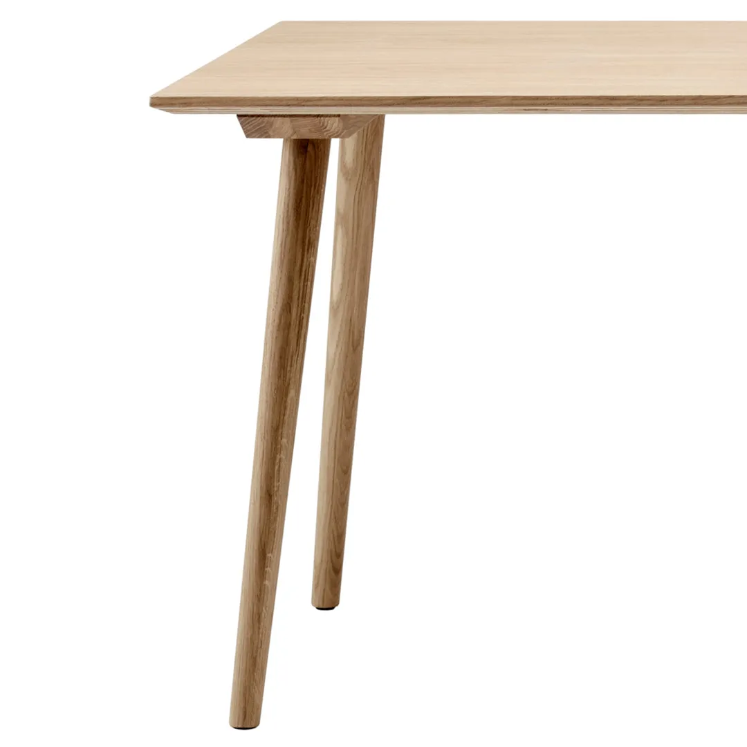 In Between SK6 Dining Table