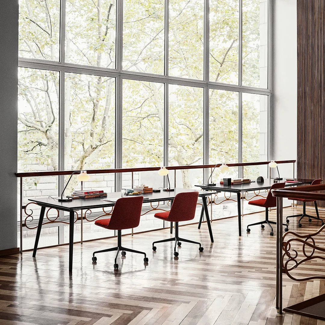 In Between SK6 Dining Table