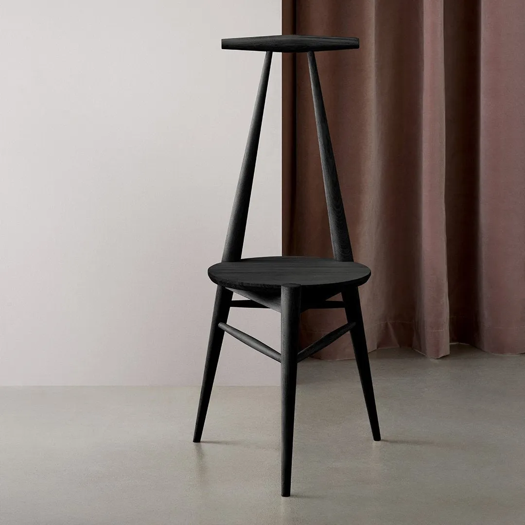 J157 Anker Chair
