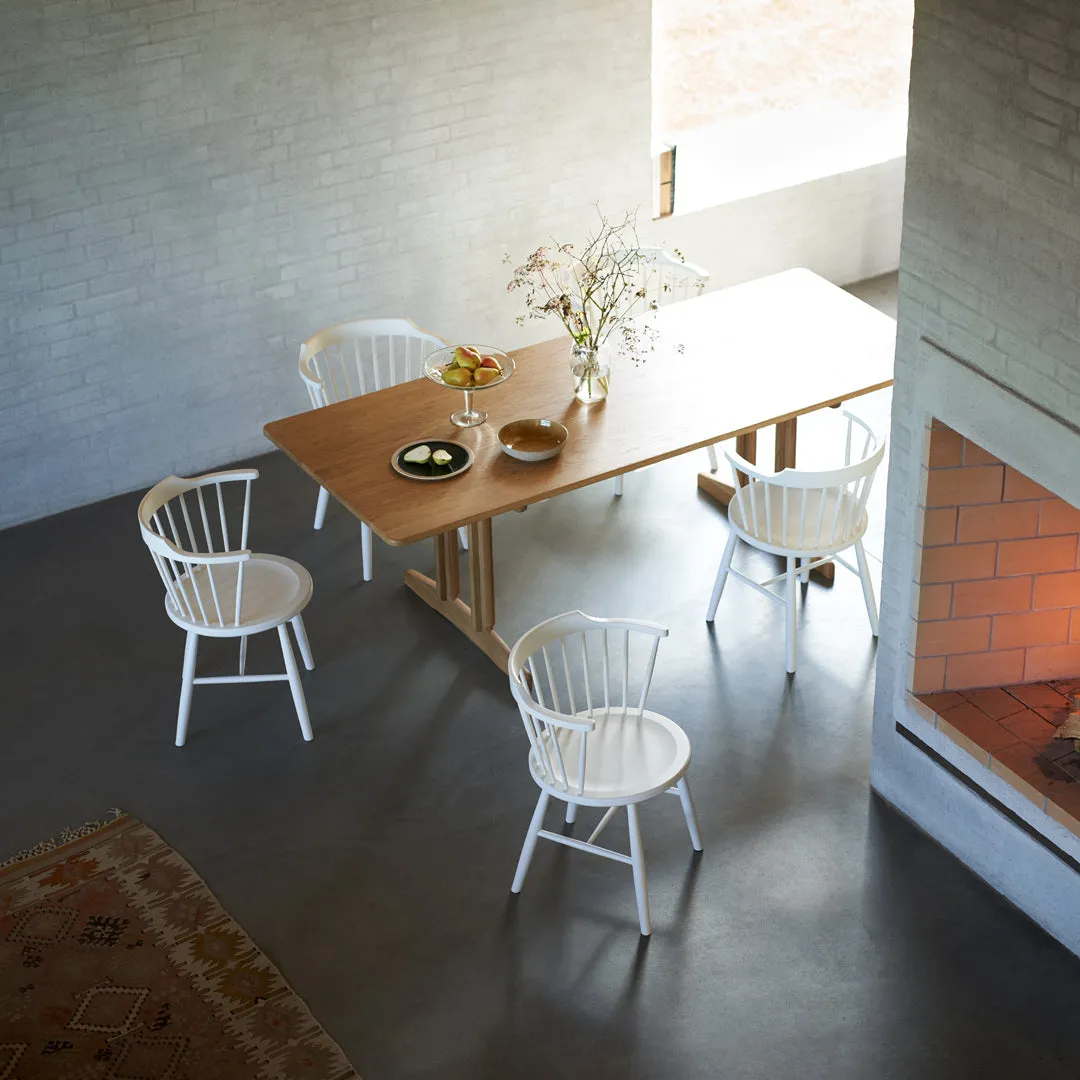 J18 Armchair