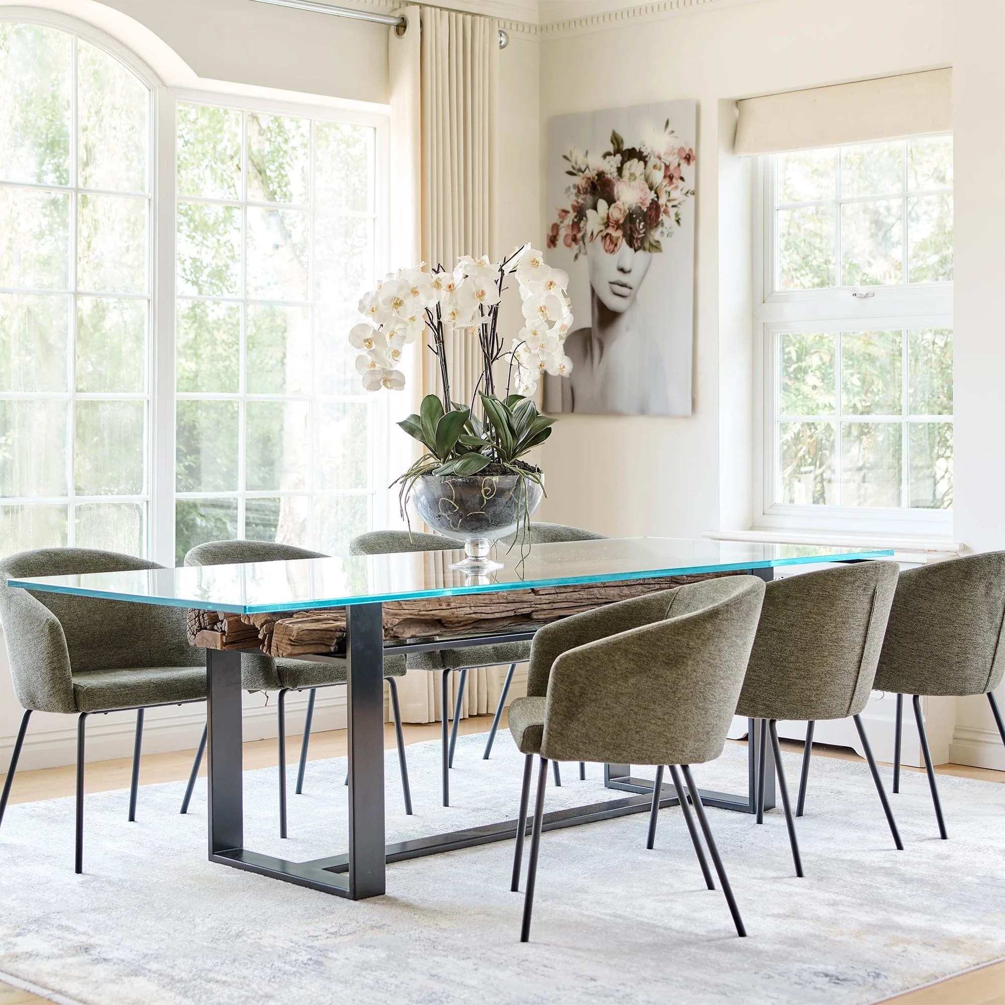 Lampu - Dining Table In Glass & Reclaimed Railway Sleeper