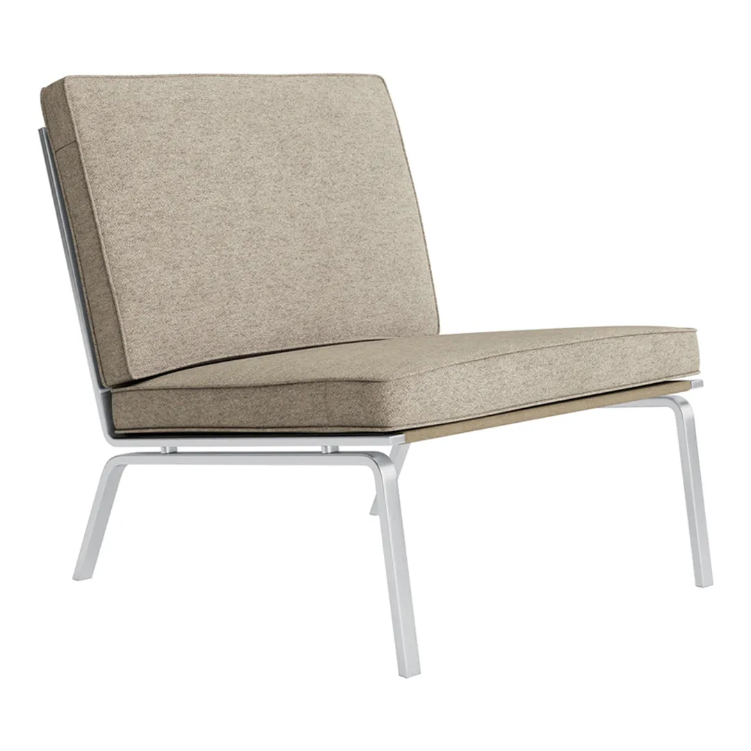 Man Lounge Chair