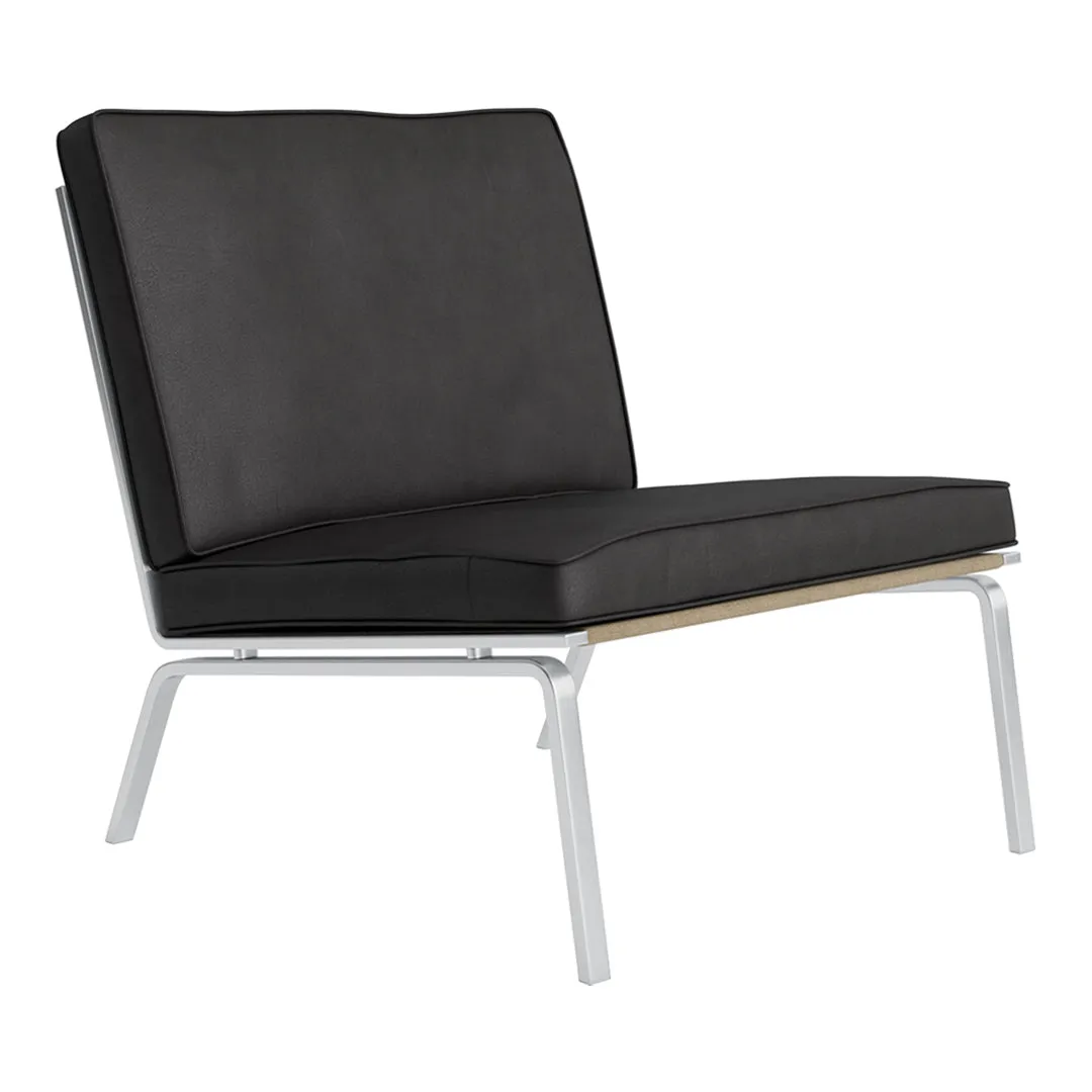 Man Lounge Chair