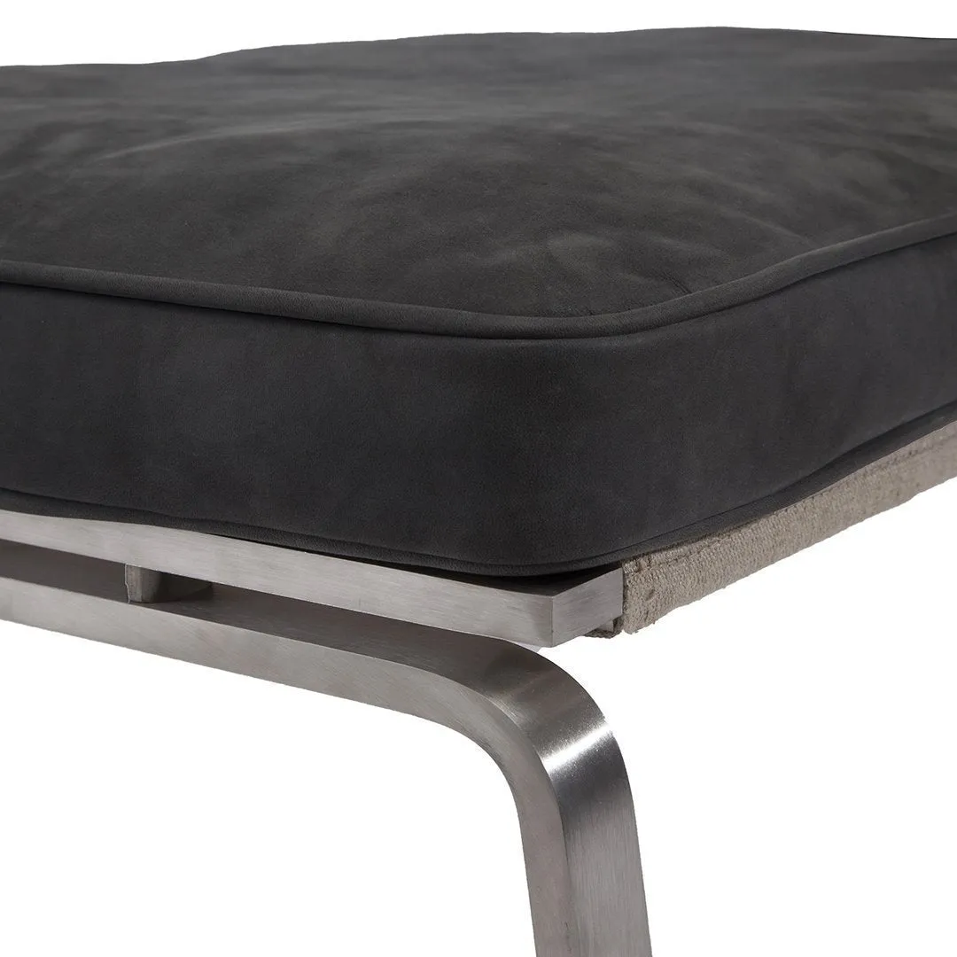 Man Lounge Chair