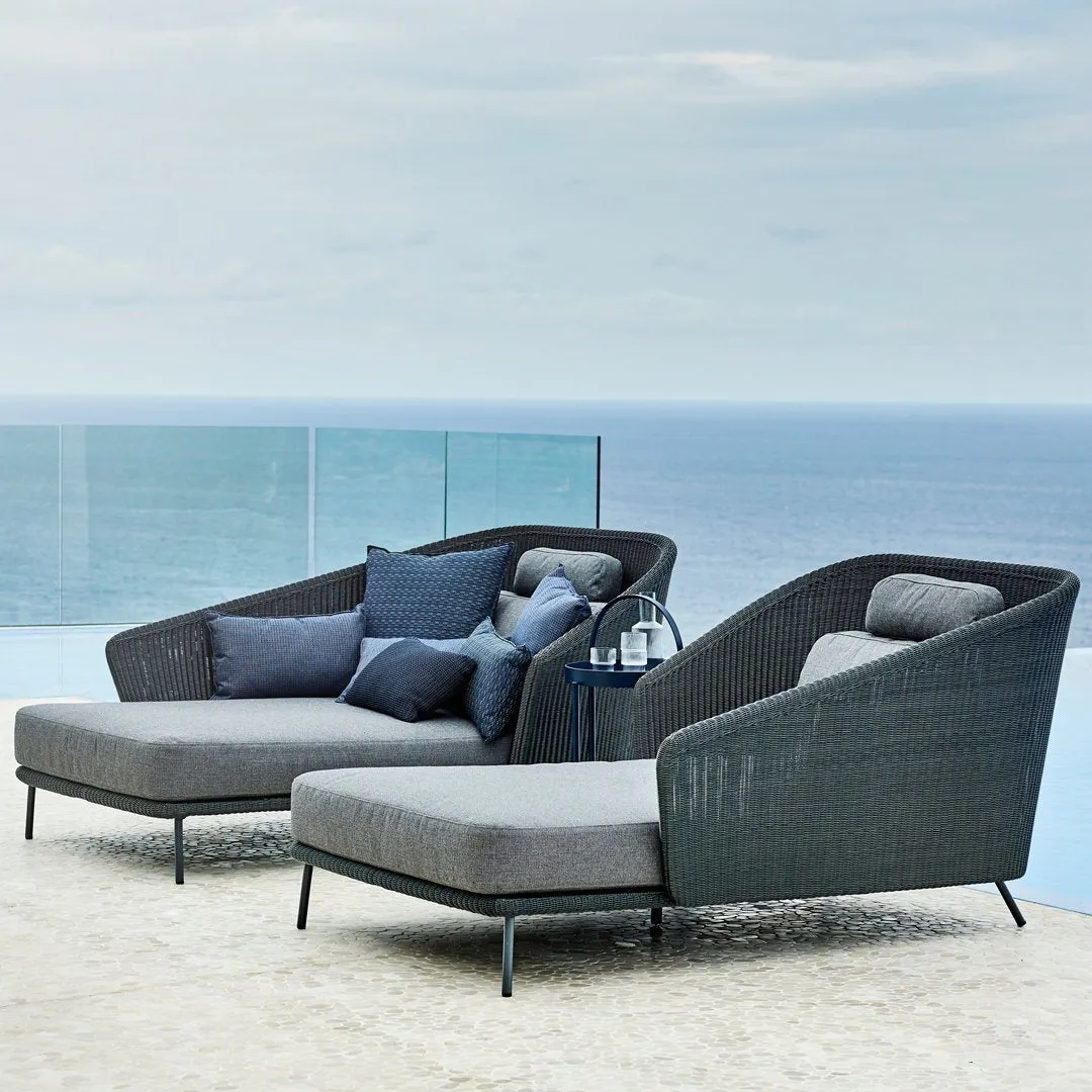 Mega Daybed