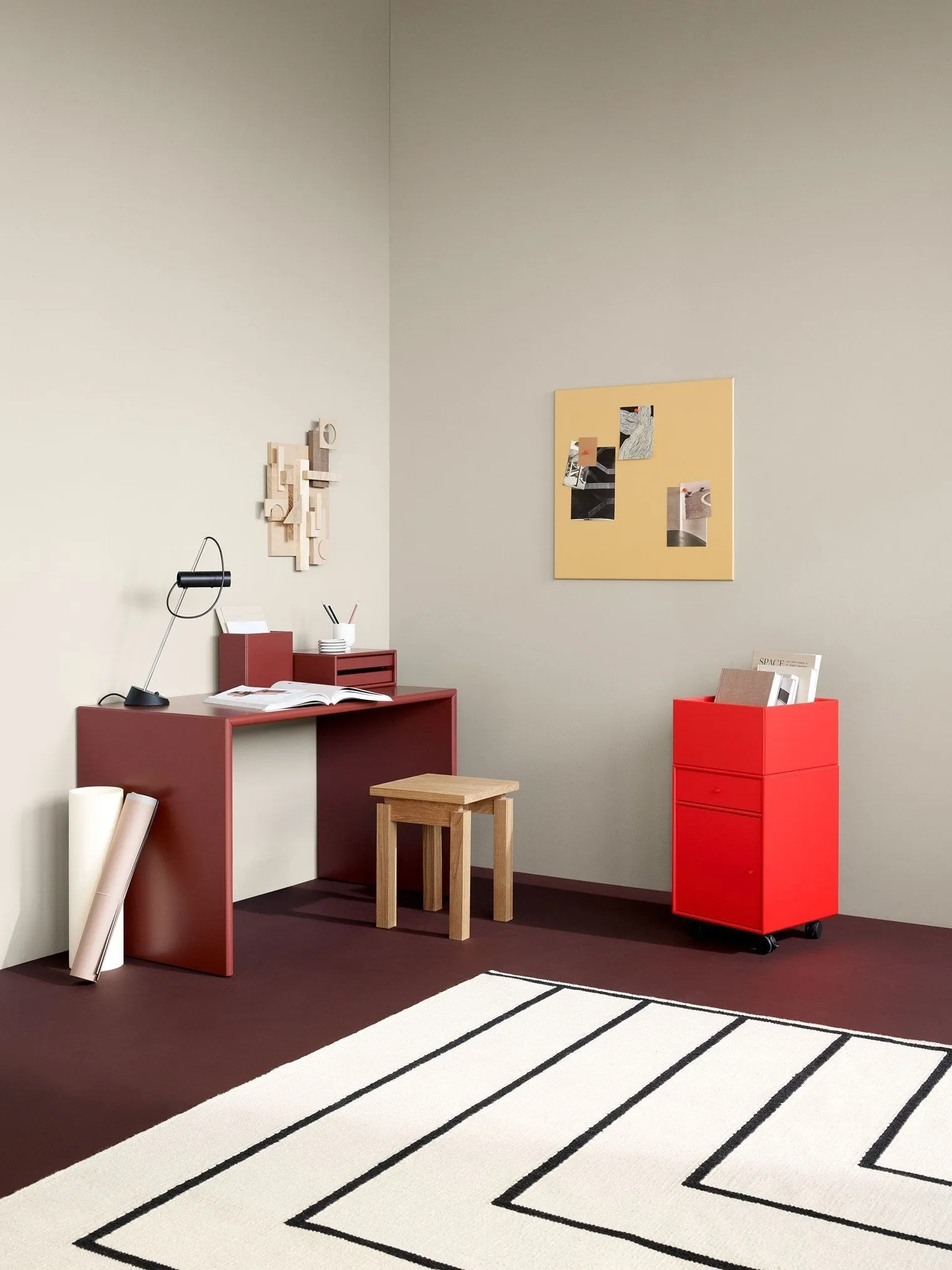 Montana Runner Office Unit On Castors, Graphic