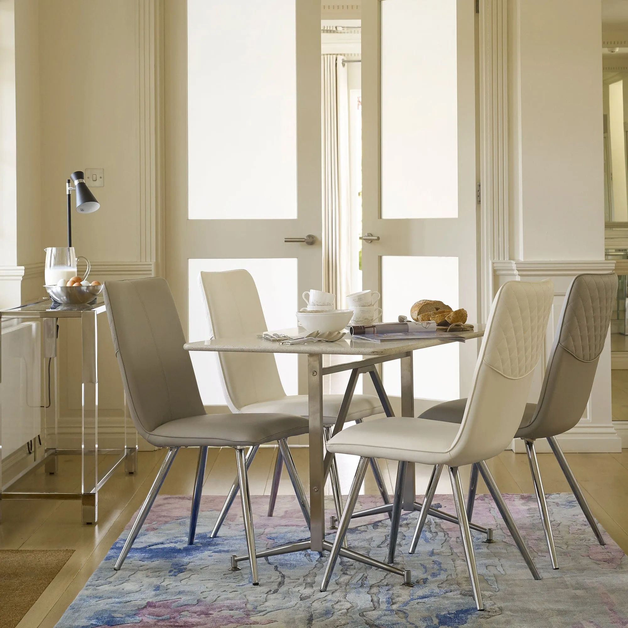 Naples - Table