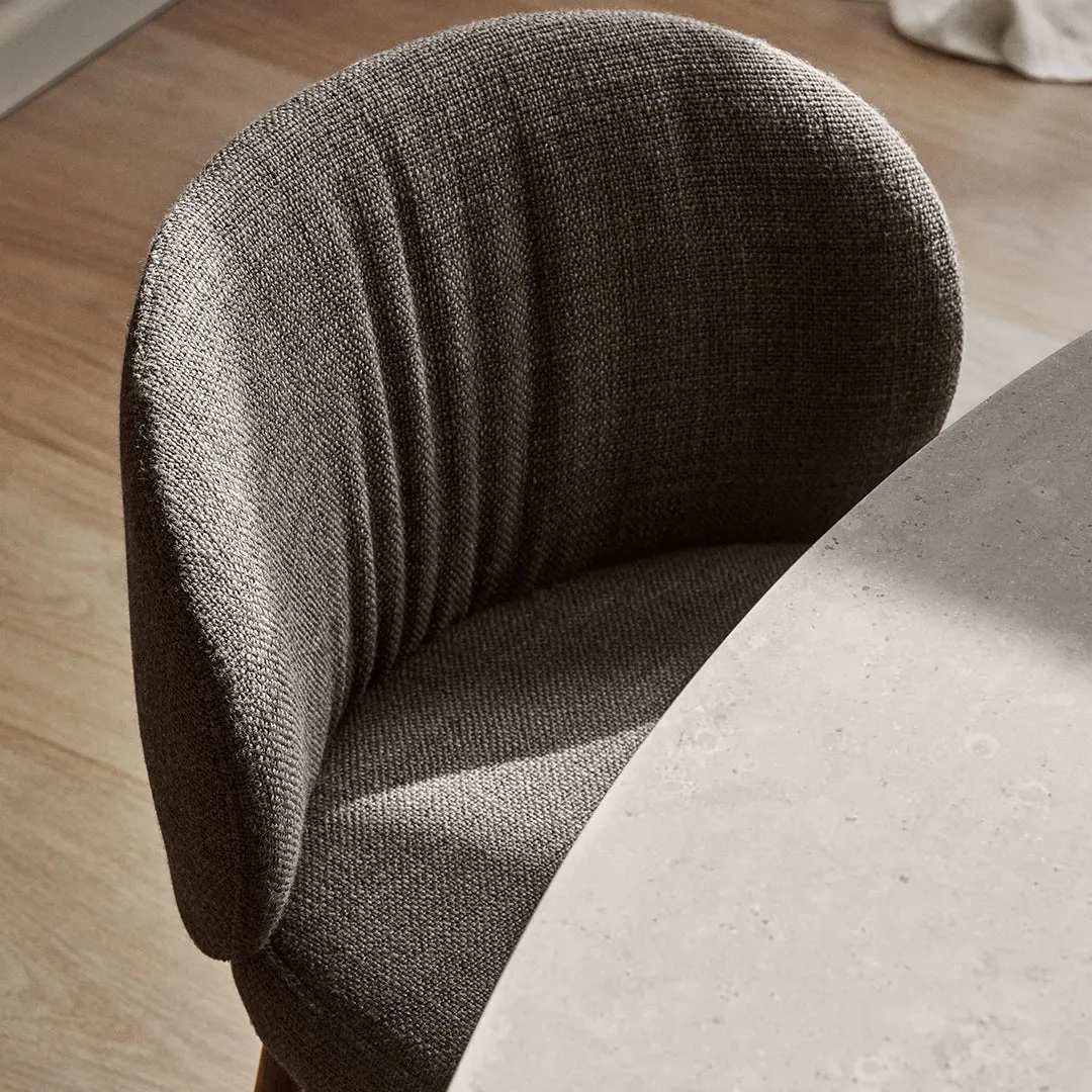 Ovata Dining Table