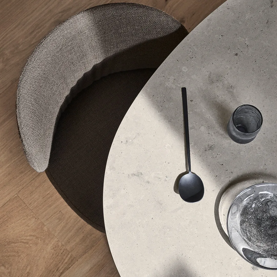 Ovata Dining Table