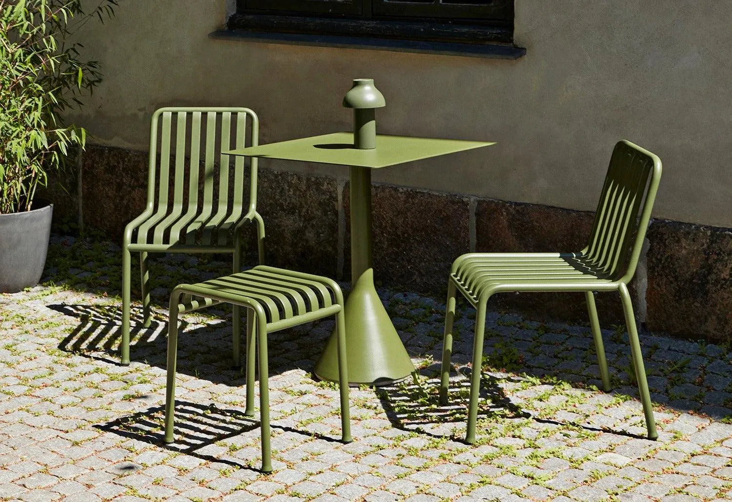 Palissade Chair