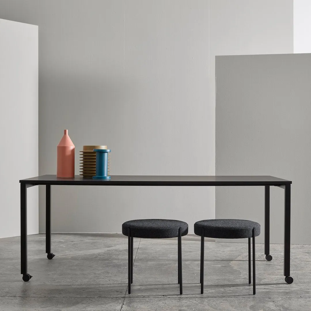 Panton Move Table