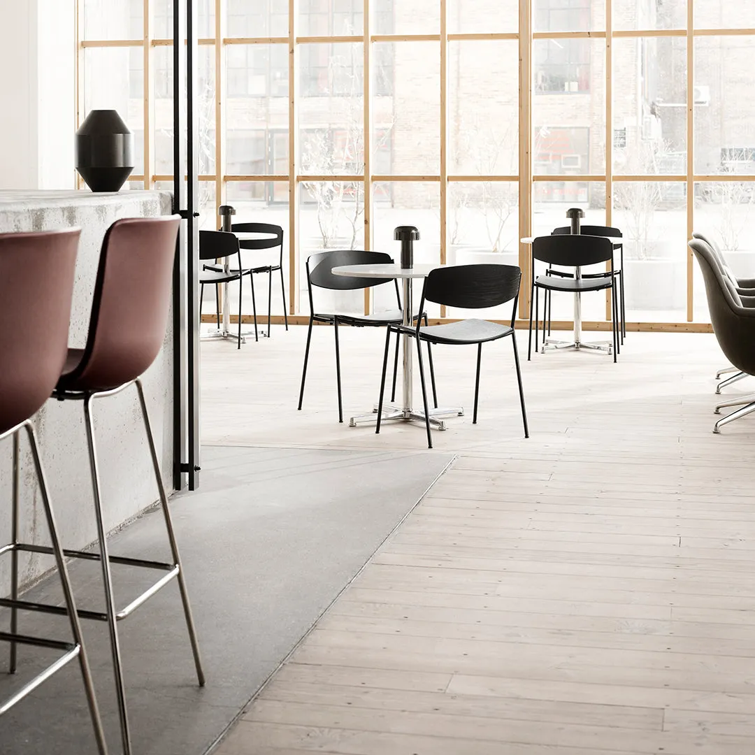Pato Round Dining Table