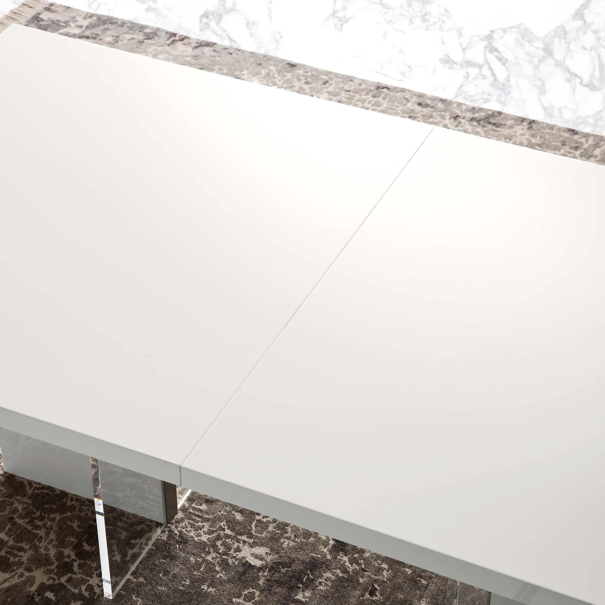 Polar - Extending Dining Table In White High Gloss