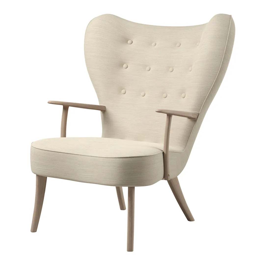 Pragh Lounge Chair