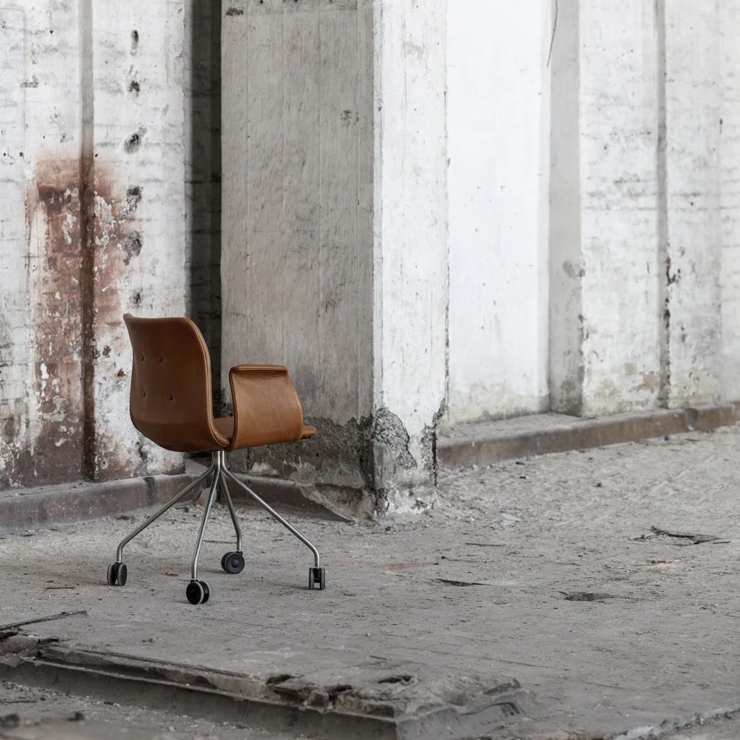 Primum Dining Chair with Arms