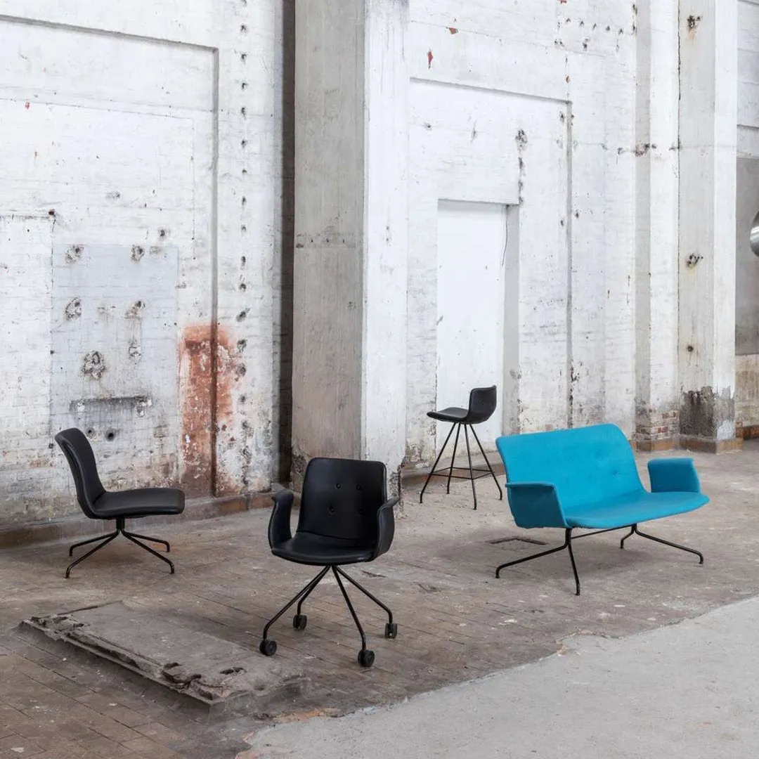 Primum Sofa with Arms