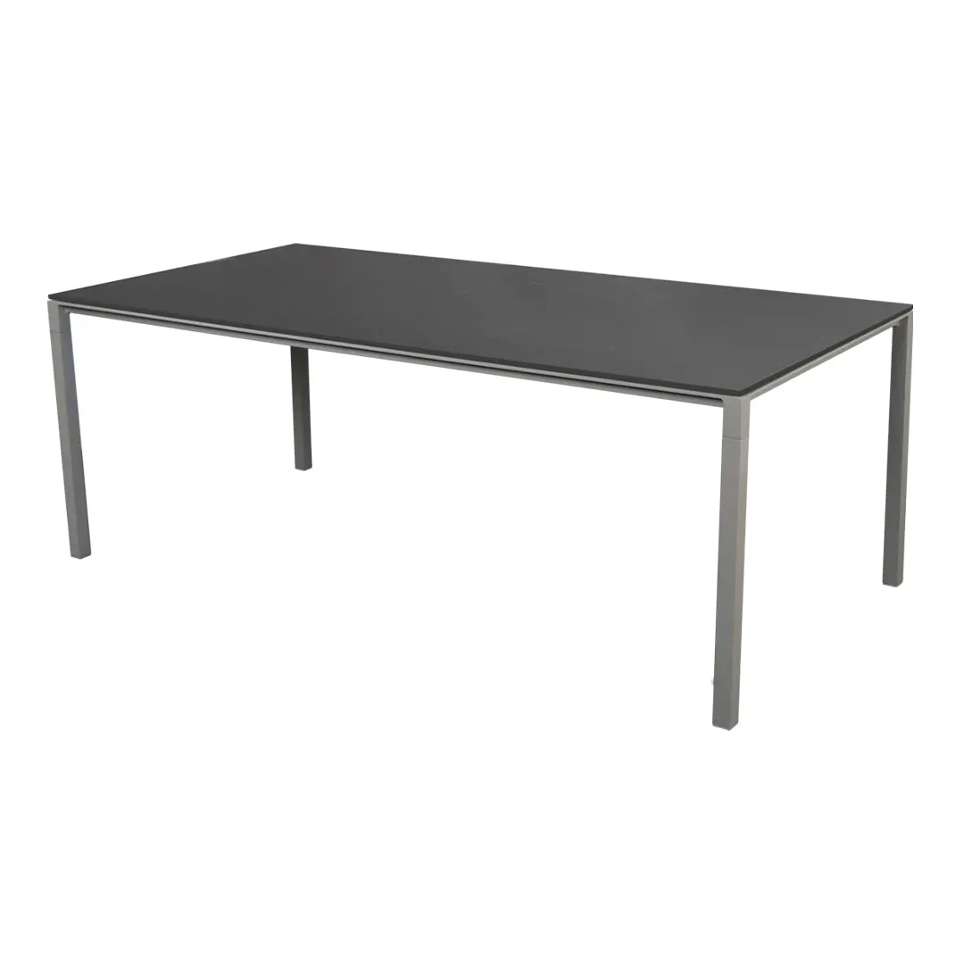 Pure Table - Indoor