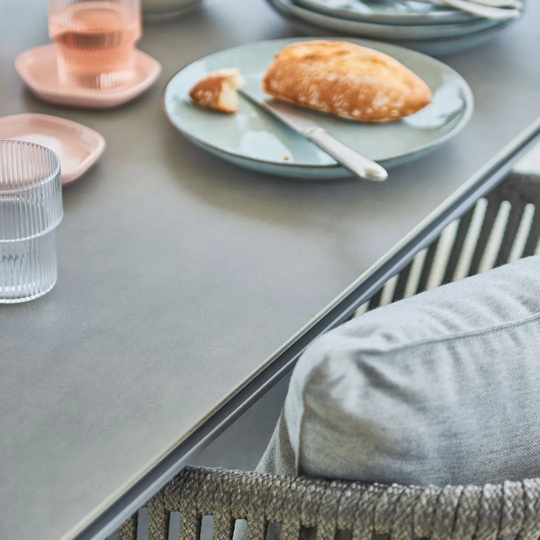 Pure Table - Indoor