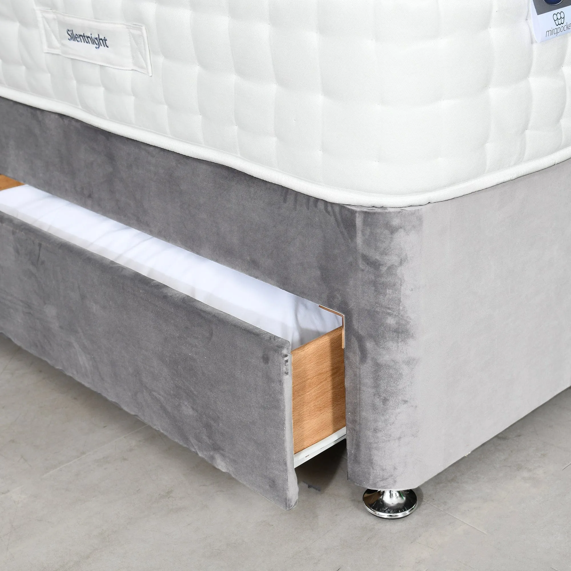 Silentnight Palatial Geltex - Pillow Top Mattress & Base Set
