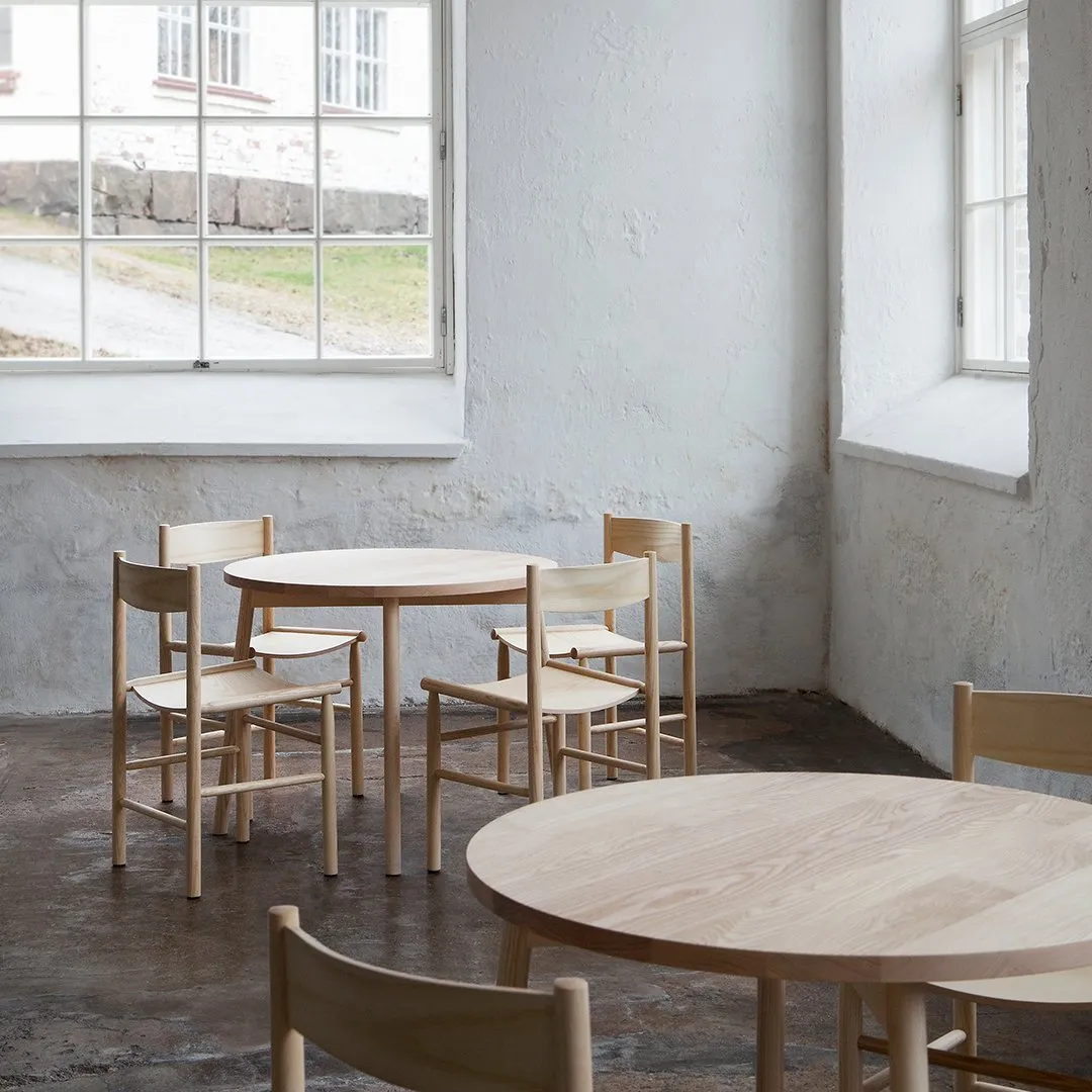 Skandi Round Cafe Table